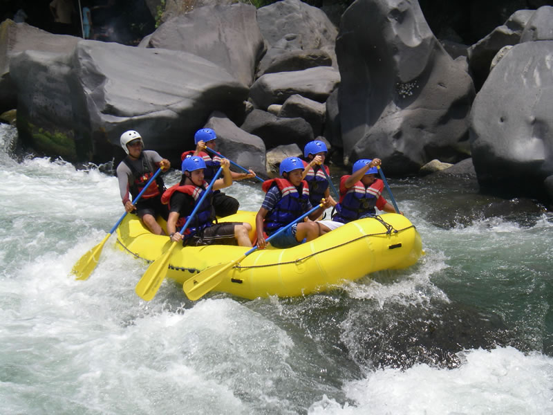 Tlapacoyan Veracruz Mexico Rio Filobobos Descenso En Rio Rafting Tirolesa Caba�as El Encanto Zona Arqueologica Cuajilote Cascada Rapidos Balsa Veracruz Rio Aventura Lancha